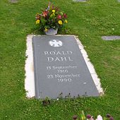 Roald Dahl - Wikipedia