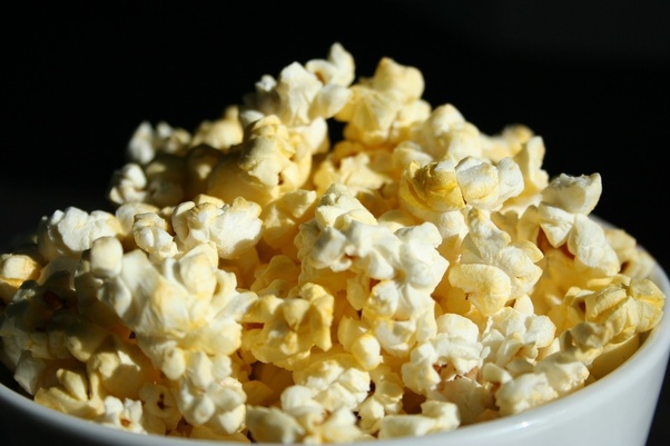 is-eating-popcorn-at-night-bad-for-your-health